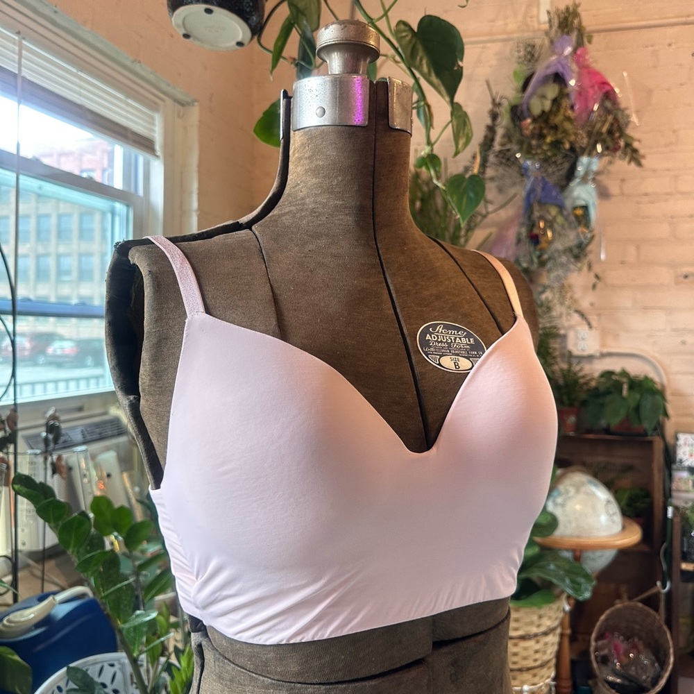 Victoria’s Secret T-shirt Lightly Lined Wireless Bra